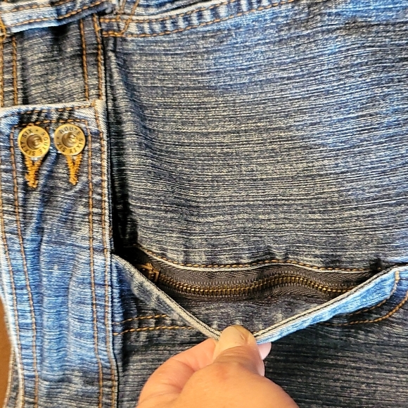 MODEST Jean Skirt with Pockets 12 - Picture 11 of 11